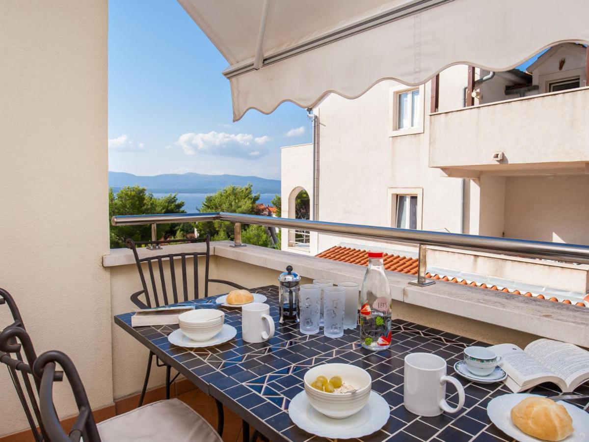 Apartment Ella Sea View Bol Luaran gambar