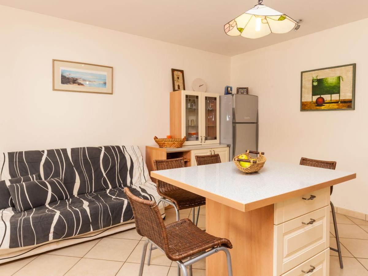 Apartment Ella Sea View Bol Luaran gambar